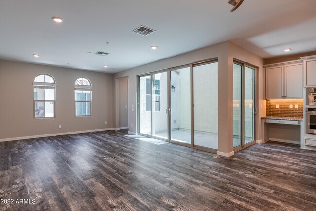Building Photo - 3855 S McQueen Rd