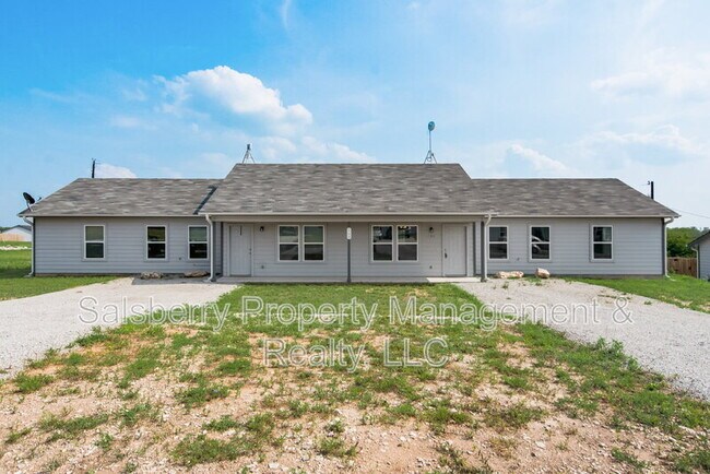 Building Photo - 114 Lynn Ct