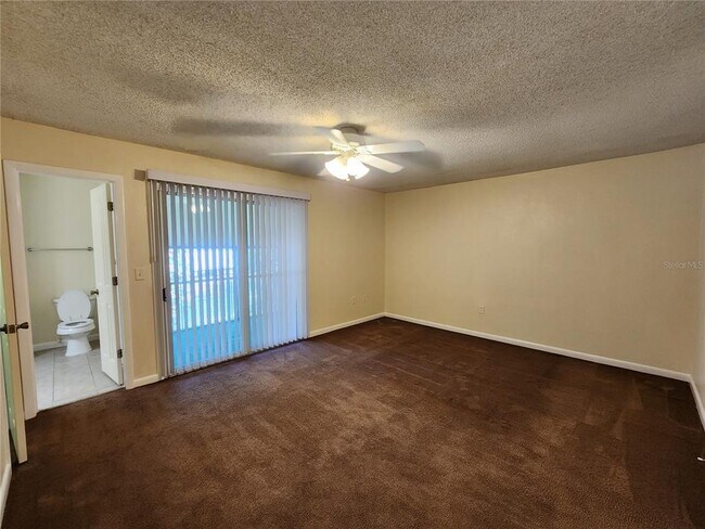 Building Photo - 501 SW 75th St