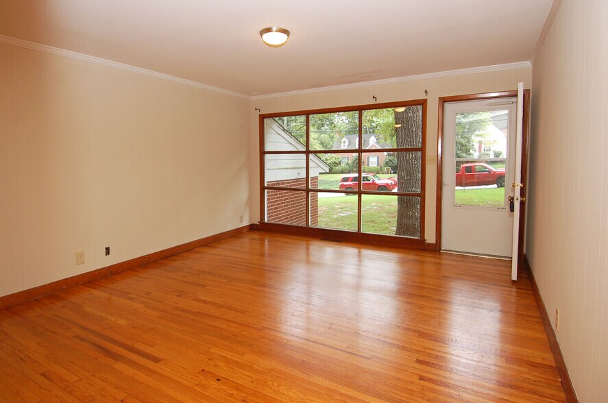Building Photo - 3208 Ruffin St
