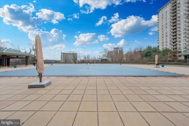 Building Photo - 5225 Pooks Hill Rd