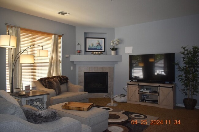 Building Photo - 2 bed / 2 bath Condo  - Deer Creek Condos Southwest Littleton