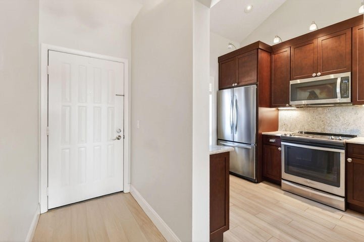 Building Photo - 701 Seafarer Cir