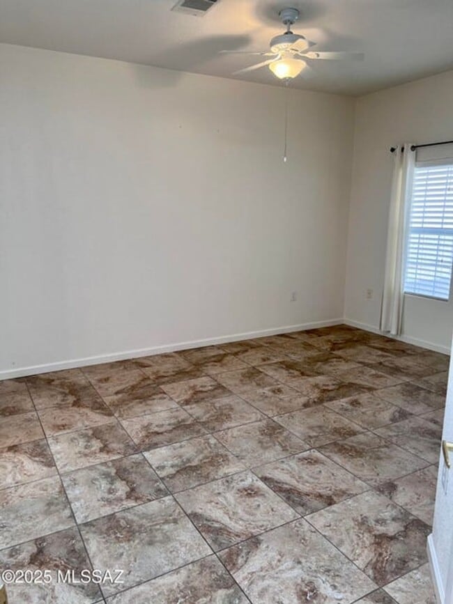 Building Photo - 1254 W Calle De Sotelo