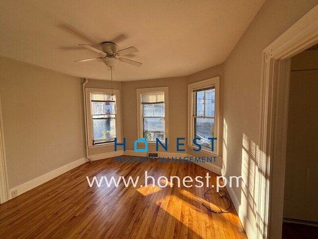 Building Photo - 103 Rackleff St