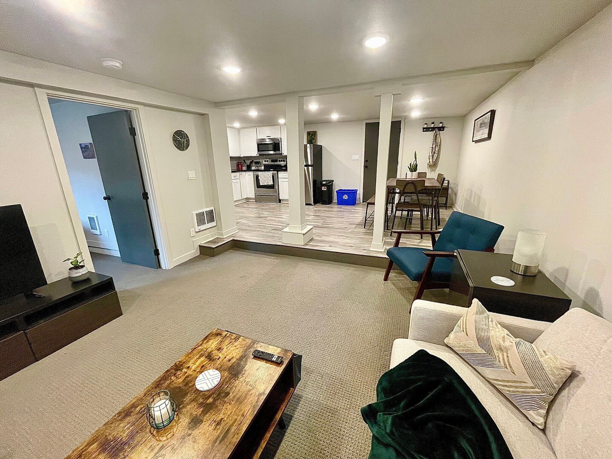 Open concept - 5306 NE 15th Ave