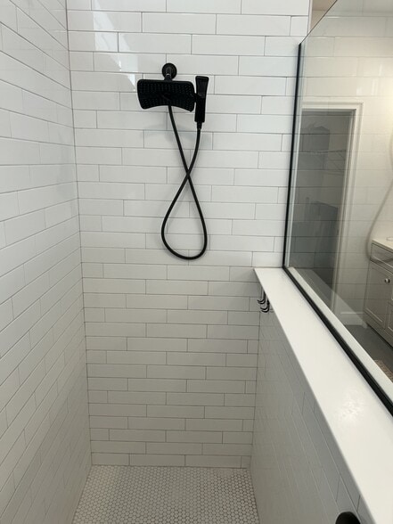 Building Photo - 223 Emmy Cv