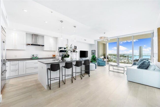 Building Photo - 1155 N Gulfstream Ave