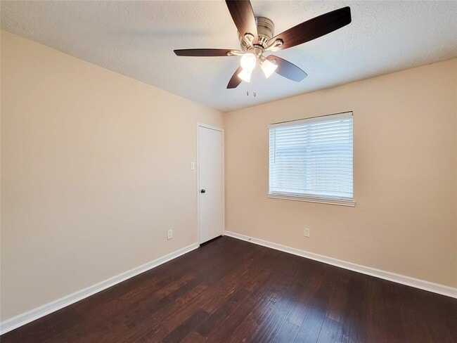 Building Photo - 7006 Stonewall Ridge Dr
