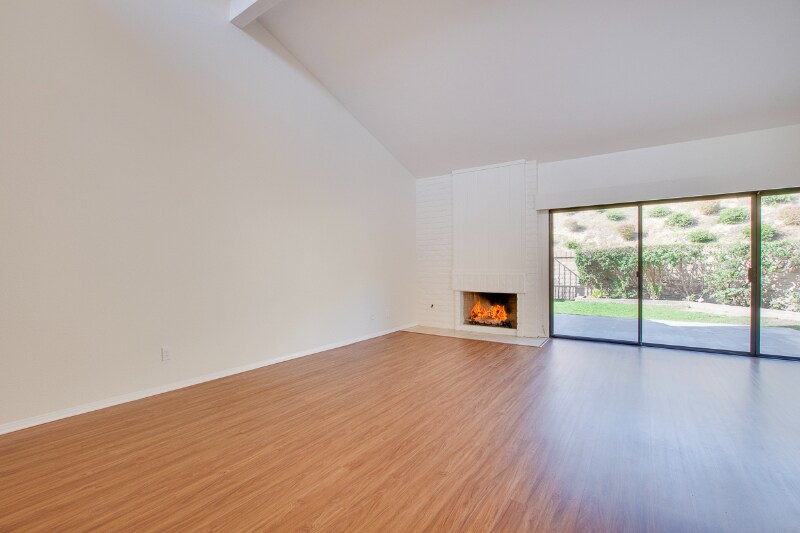 Building Photo - 1828 Caminito Ascua