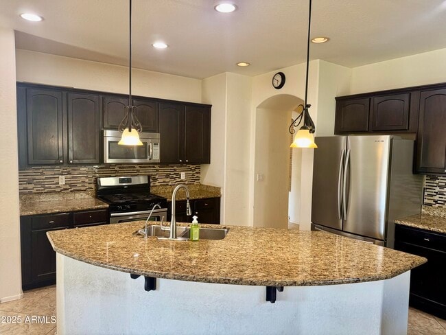 Building Photo - 3641 E Kingbird Pl