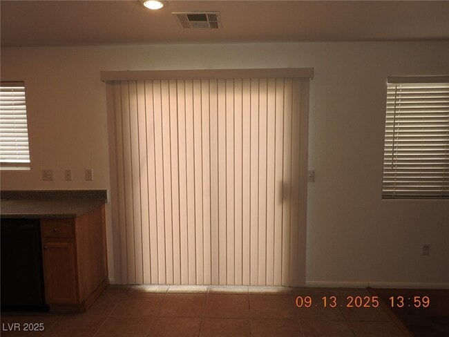 Building Photo - 9504 Havasu Canyon Ave