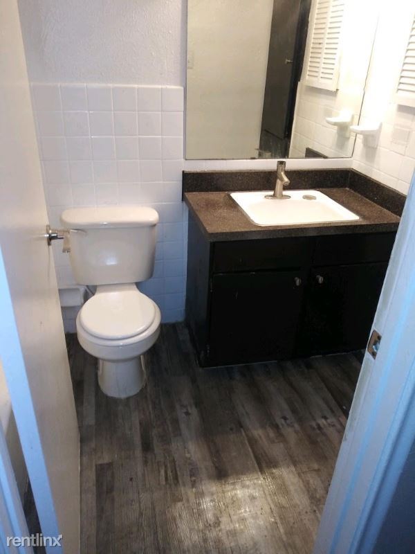Building Photo - 2 br, 1.5 bath Apartment - 5000 S HAMPTON RD
