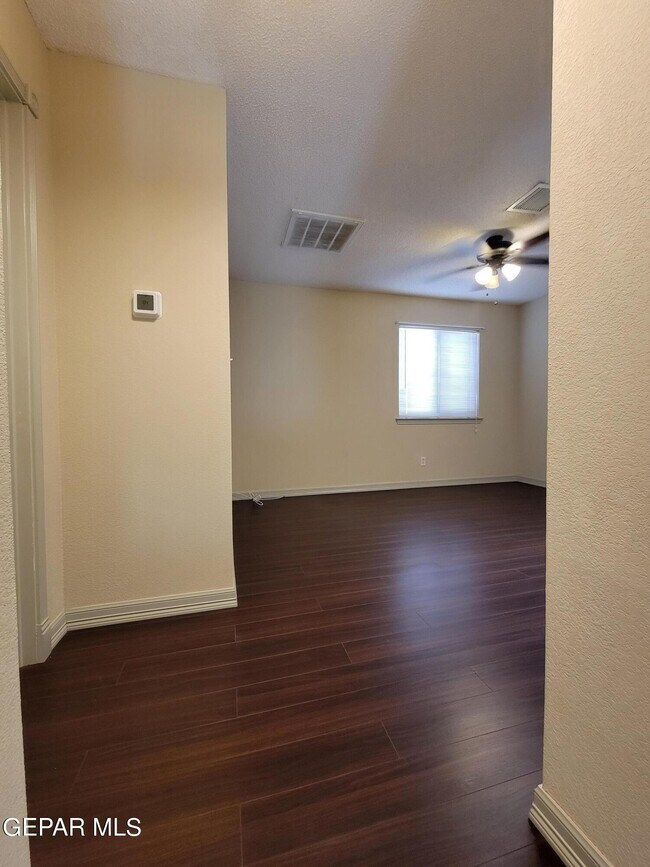 Building Photo - 14267 Pacific Point Dr