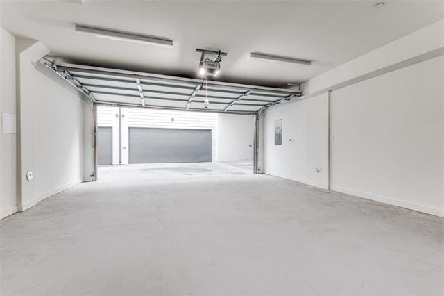 Building Photo - 6319 Richmond Ave