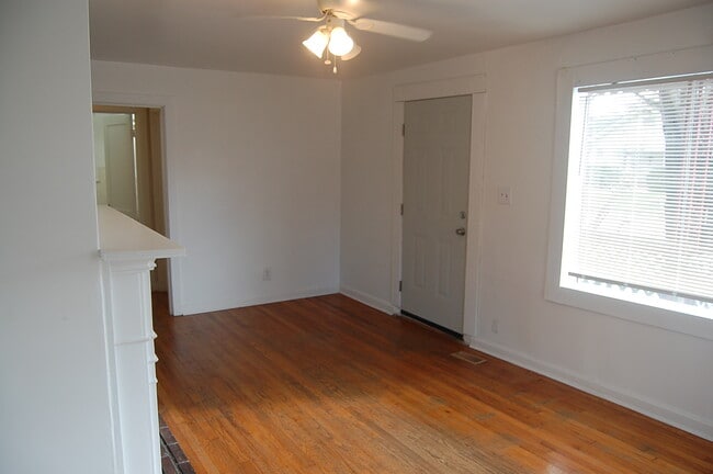 Building Photo - 1719 McClung Ave