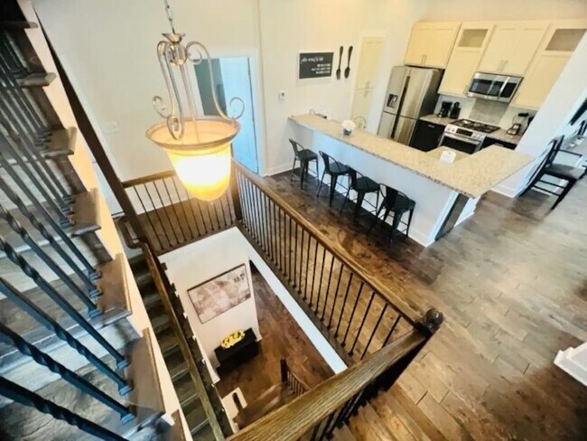 Building Photo - 1518 Tarley St