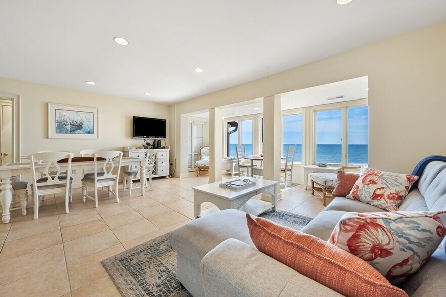 Primary Photo - 409 Debordieu Blvd