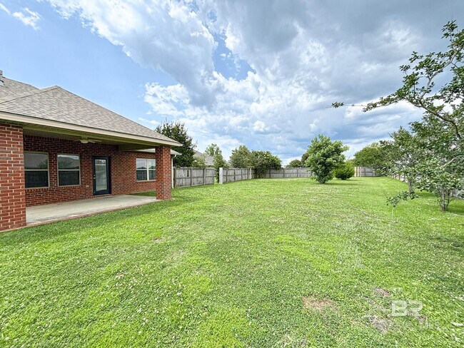 Building Photo - 24119 Weatherbee Park Dr
