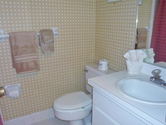 Building Photo - 244 Cypress Ln