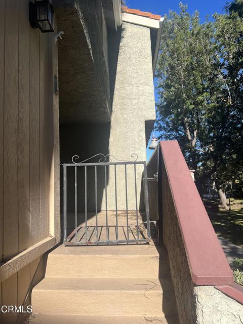 Building Photo - 2181 Euclid Ave