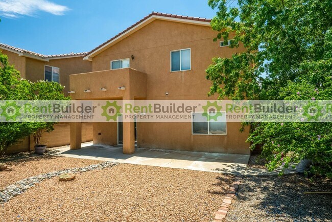 Building Photo - 1105 Casa Tomas Rd NE