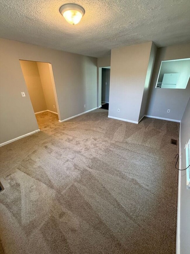 Building Photo - 2BD/1BA Unit in Newton, NC