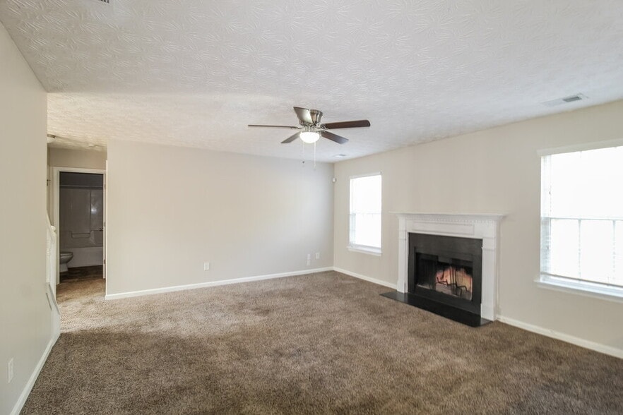 Building Photo - 296 Millstone Dr