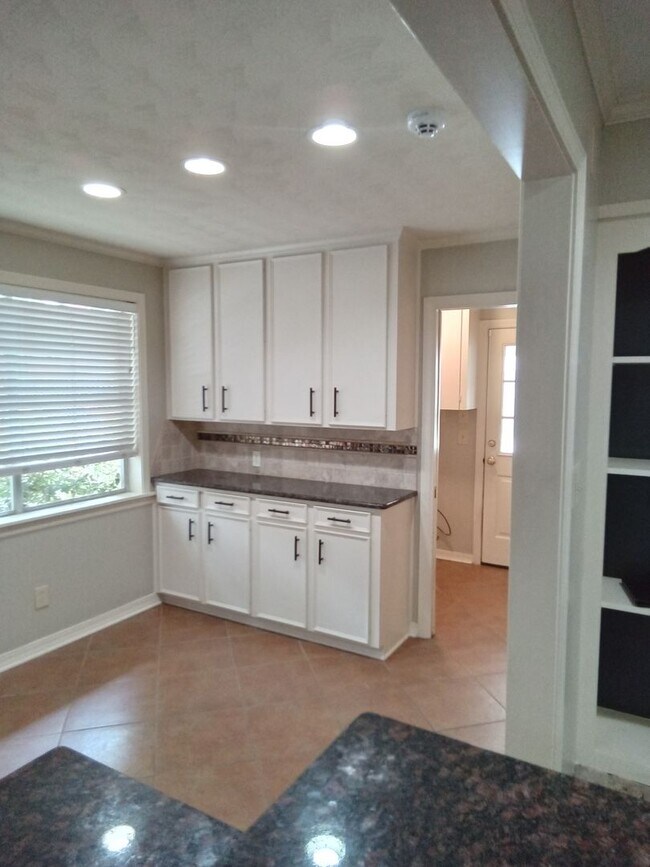 Building Photo - ****SHREVE iSLAND****