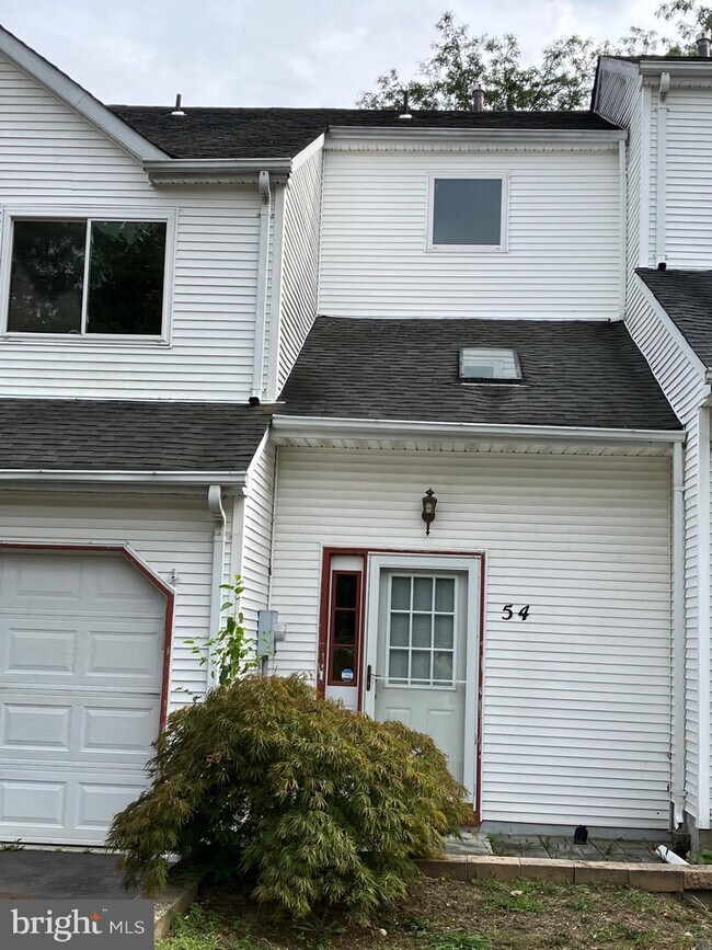 Building Photo - 54 Ginger Dr