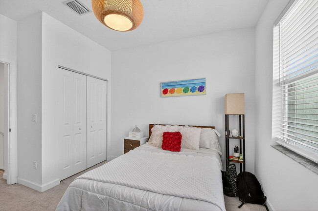 Building Photo - 4790 Navali Dr