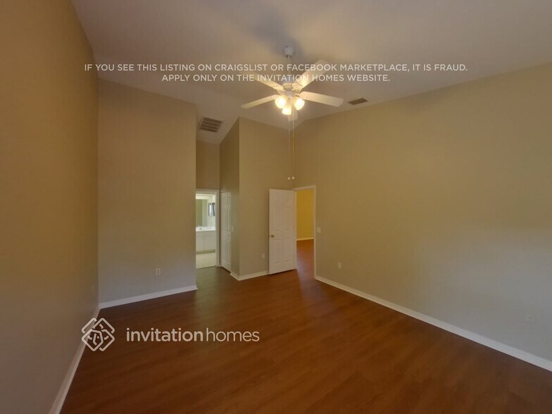 Building Photo - 194 Vermont Ave