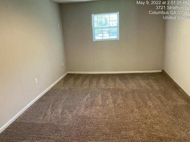 Building Photo - 3721 Stratford Dr