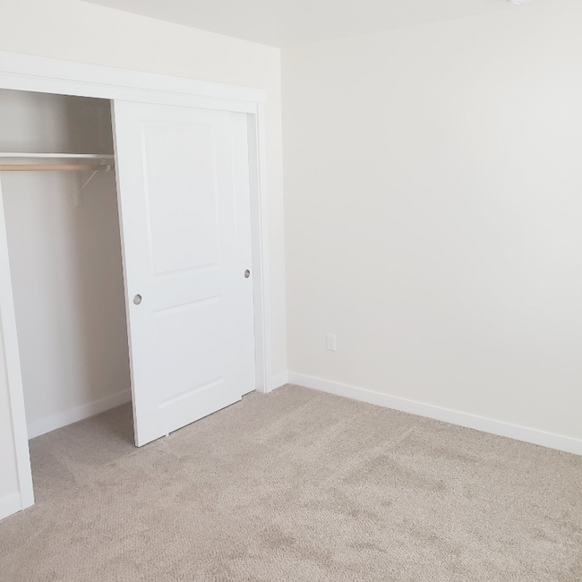 Building Photo - 2326 Spice Loop