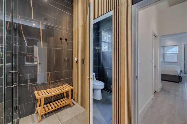 Building Photo - 8117 Hampton Glen Dr