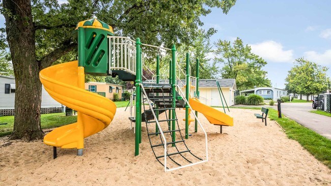 Playground - Lincoln Estates
