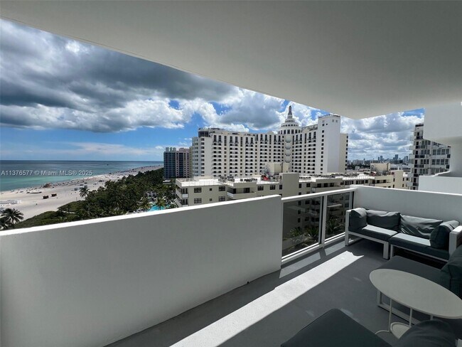 Building Photo - 100 Lincoln Rd