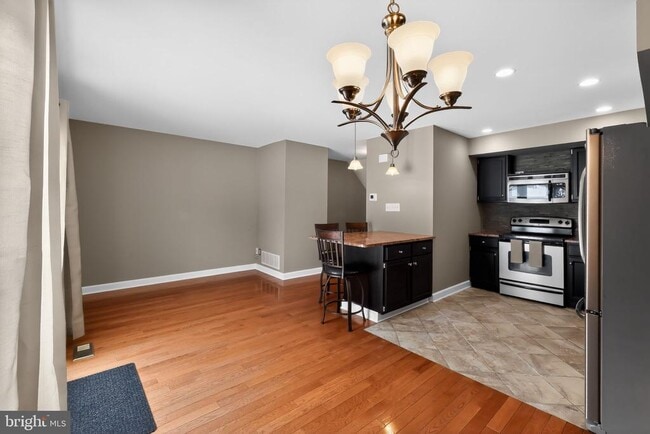 Building Photo - 4503 Fox Pointe Ct