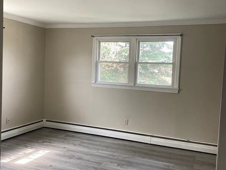 Primary Photo - 152 Dalton St