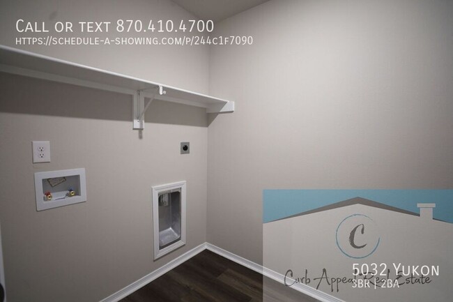 Building Photo - Move in special $800!!  New construction i...