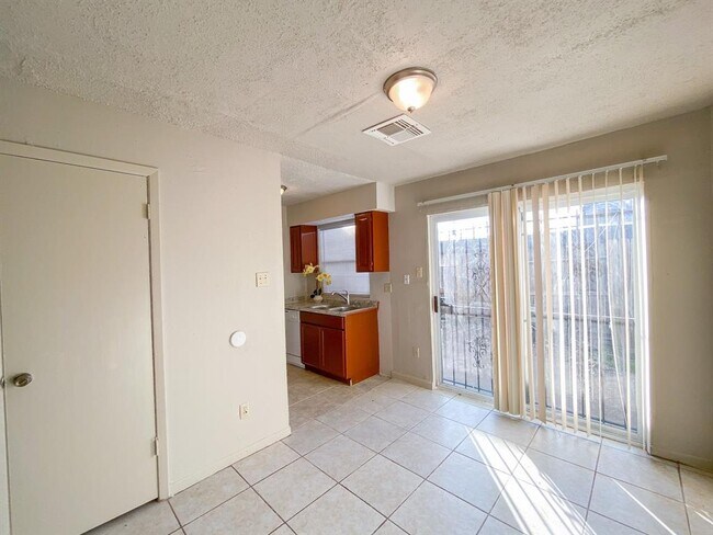 Building Photo - 11685 Alief Clodine Rd