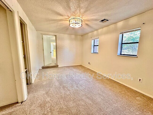 Building Photo - 9817 Grimsbey Ct