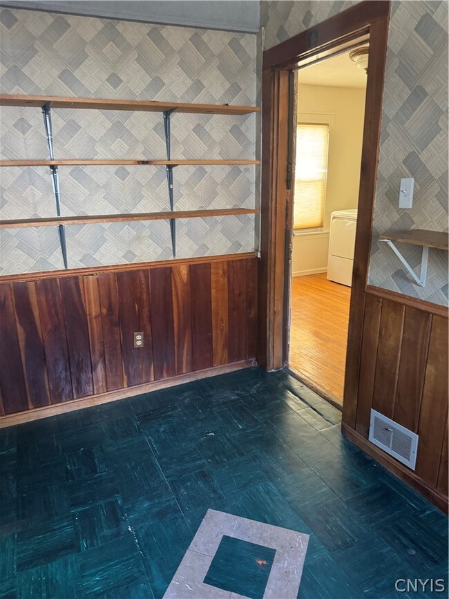 Building Photo - 223 Wilmore Pl