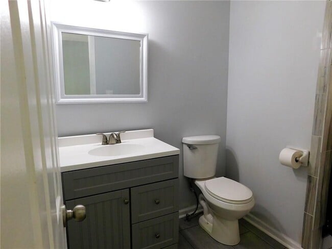 Building Photo - 5043 Laurel Springs Way SE