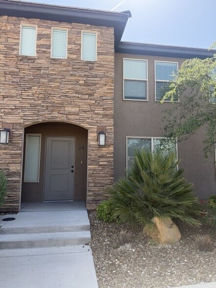 Building Photo - 3239 S 840 E