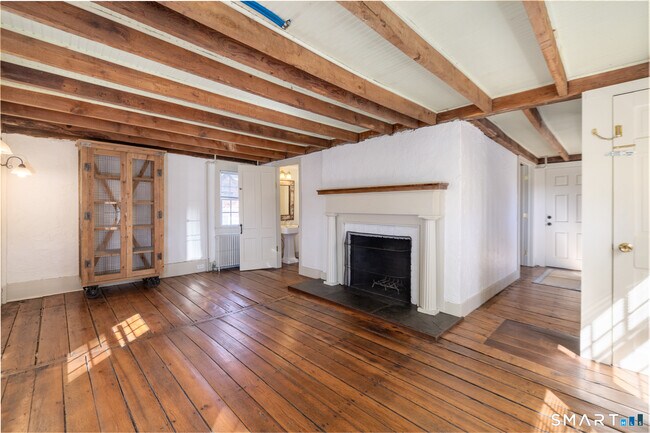 Building Photo - 1187 Mt Carmel Ave