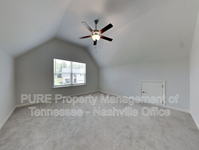 Building Photo - 400 Zeffer Ct