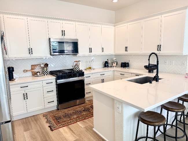 Building Photo - 113 Ave Citron