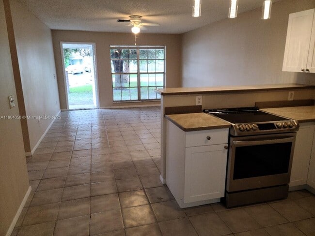 Building Photo - 395 SE Norfolk Blvd