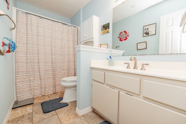 Building Photo - 425 Whirlaway Ct